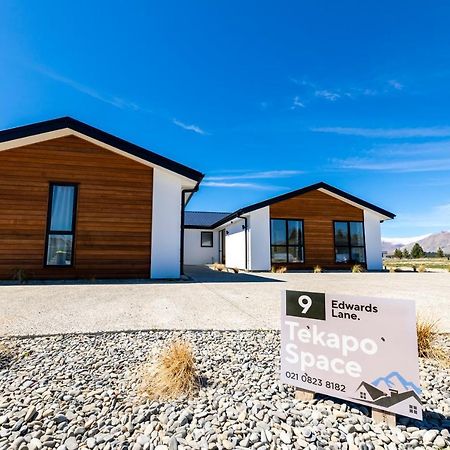 Tekapo Space Apartment Lake Tekapo Bagian luar foto